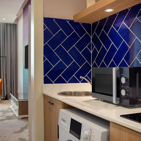 La Quinta By Wyndham Abu Dhabi Al Wahda Hotel Ngoại thất bức ảnh