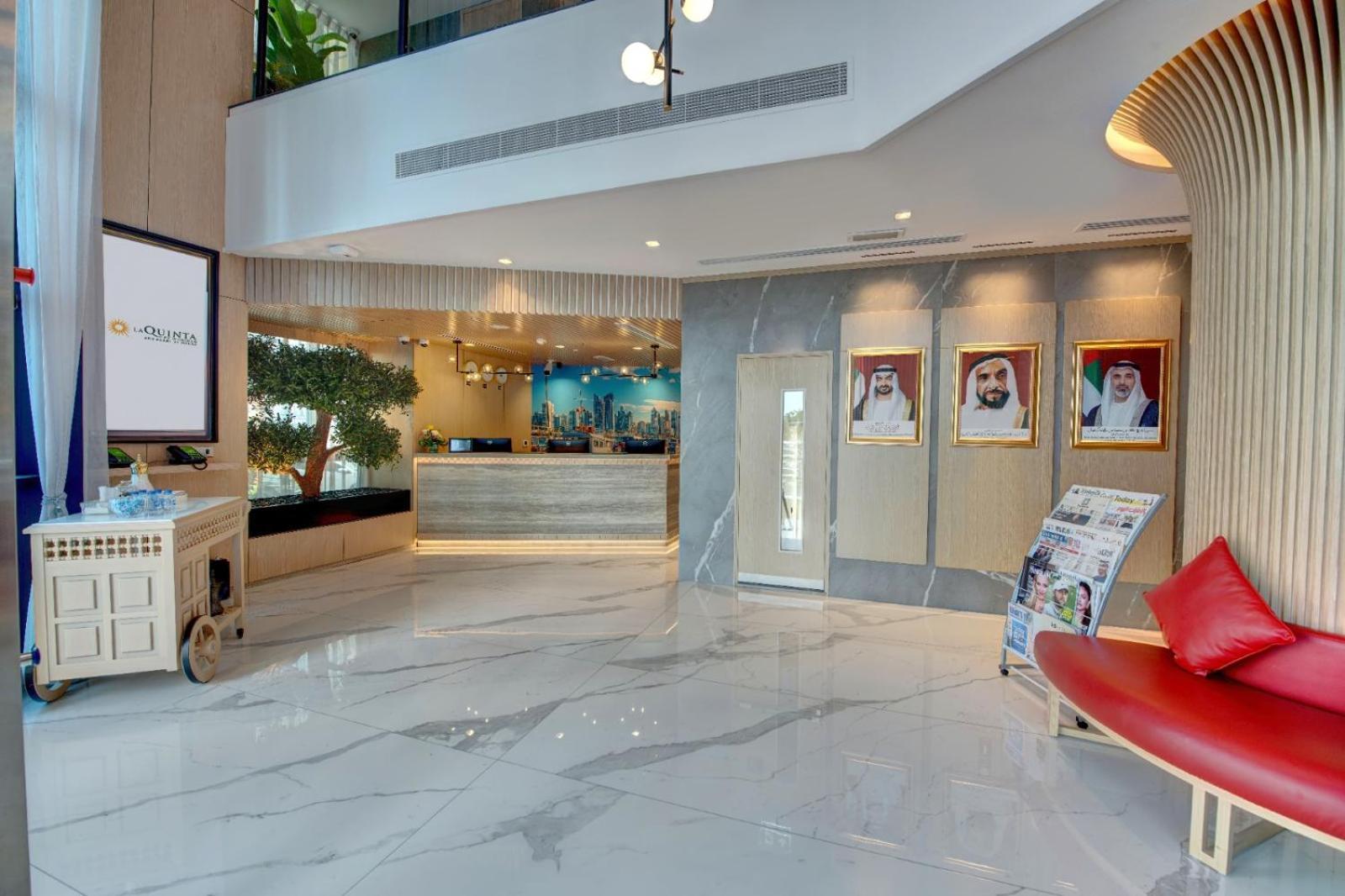La Quinta By Wyndham Abu Dhabi Al Wahda Hotel Ngoại thất bức ảnh