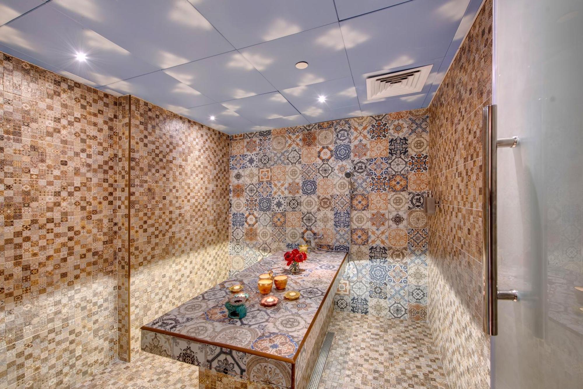 La Quinta By Wyndham Abu Dhabi Al Wahda Hotel Ngoại thất bức ảnh
