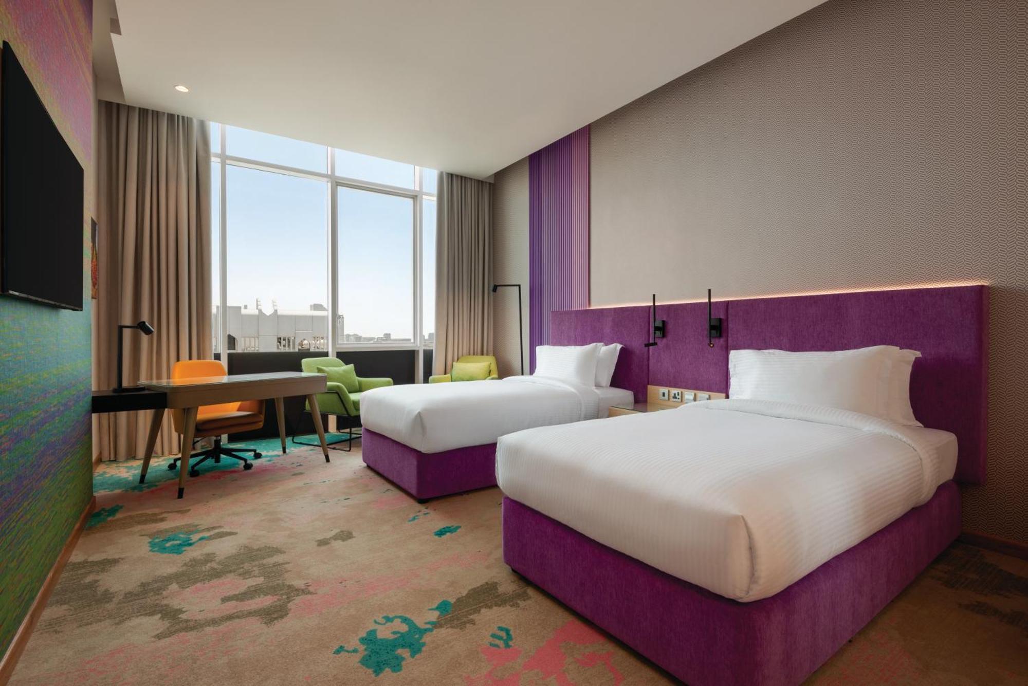 La Quinta By Wyndham Abu Dhabi Al Wahda Hotel Ngoại thất bức ảnh
