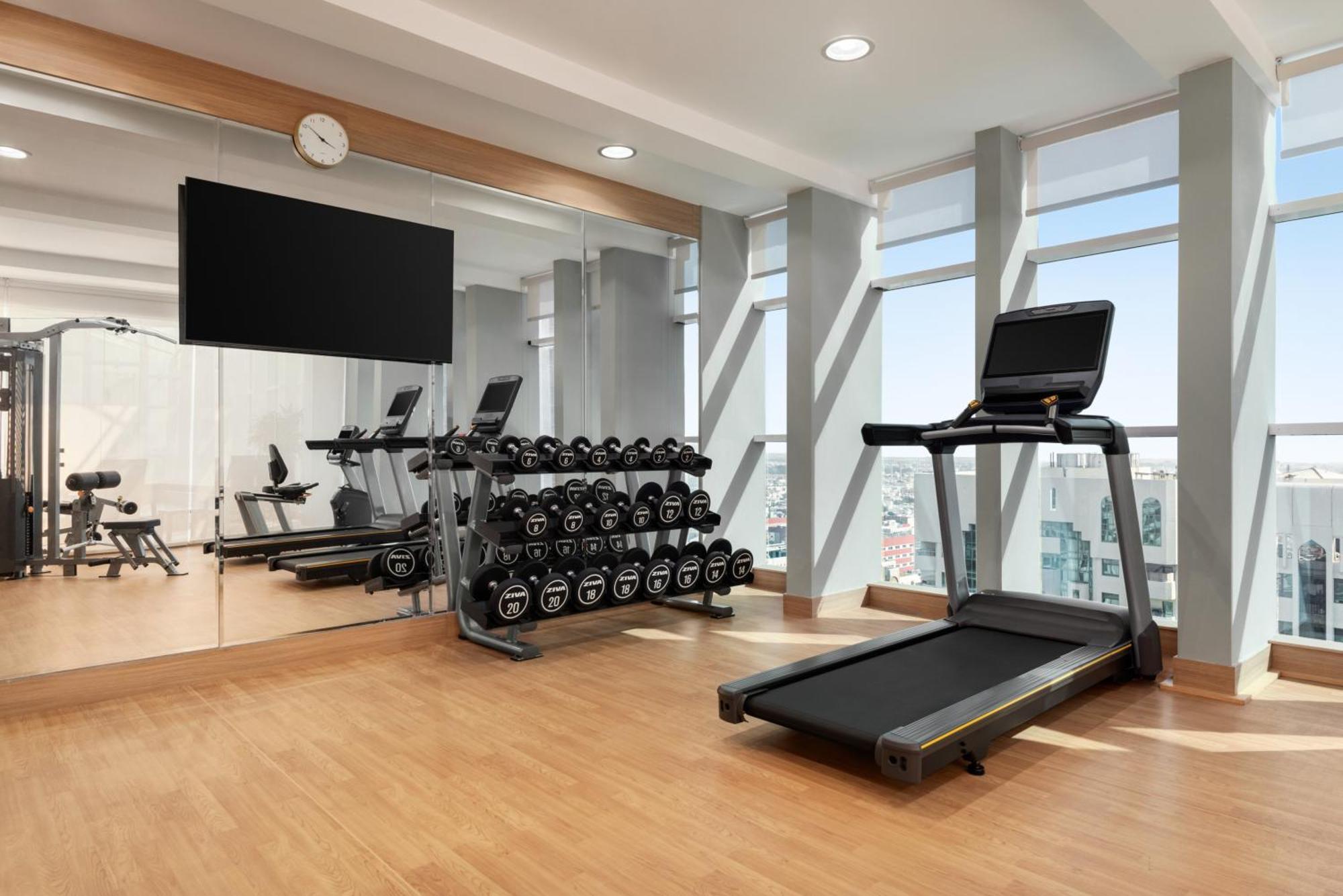 La Quinta By Wyndham Abu Dhabi Al Wahda Hotel Ngoại thất bức ảnh