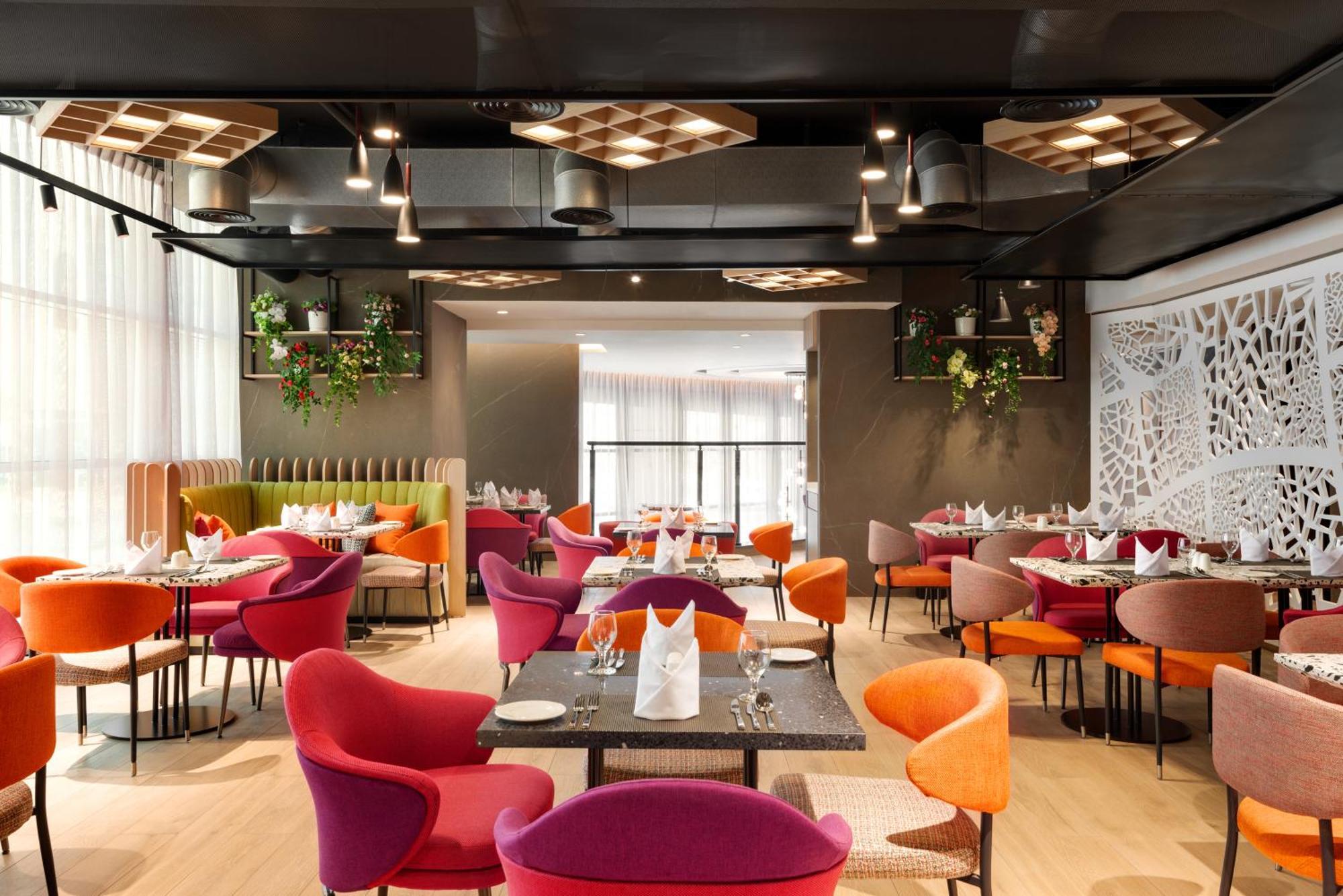 La Quinta By Wyndham Abu Dhabi Al Wahda Hotel Ngoại thất bức ảnh