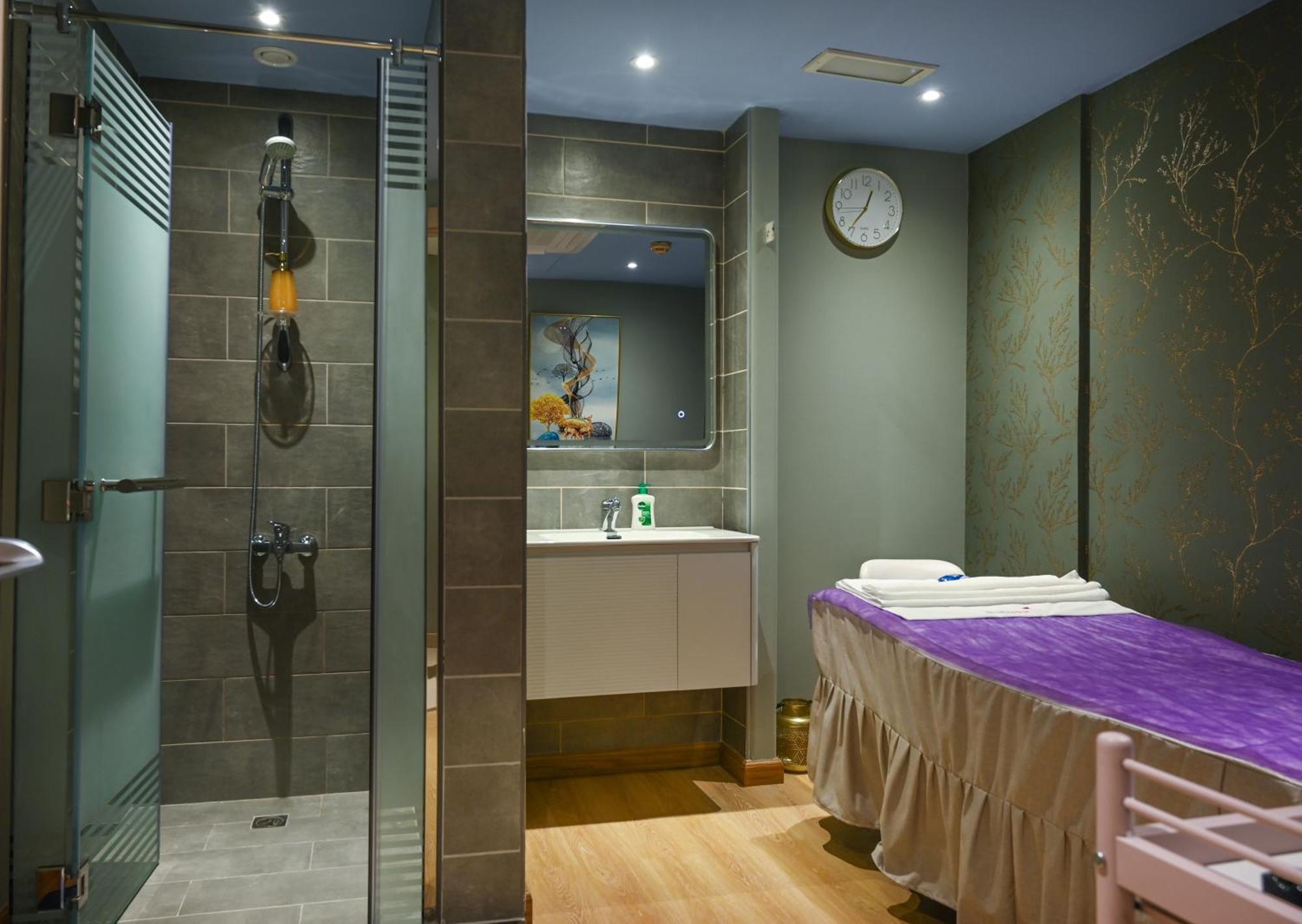 La Quinta By Wyndham Abu Dhabi Al Wahda Hotel Ngoại thất bức ảnh